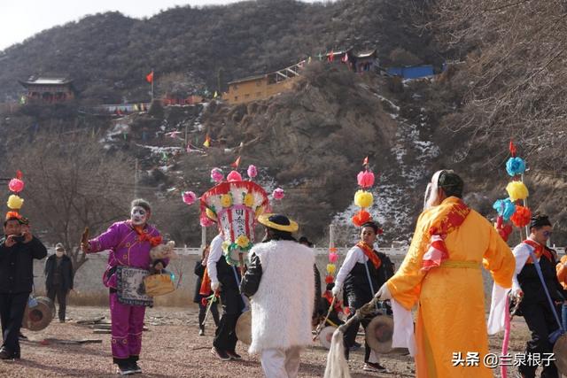 侯家峪村民委员会最新交通新闻